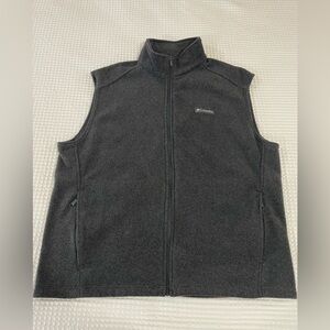 Men’s Columbia vest size XL